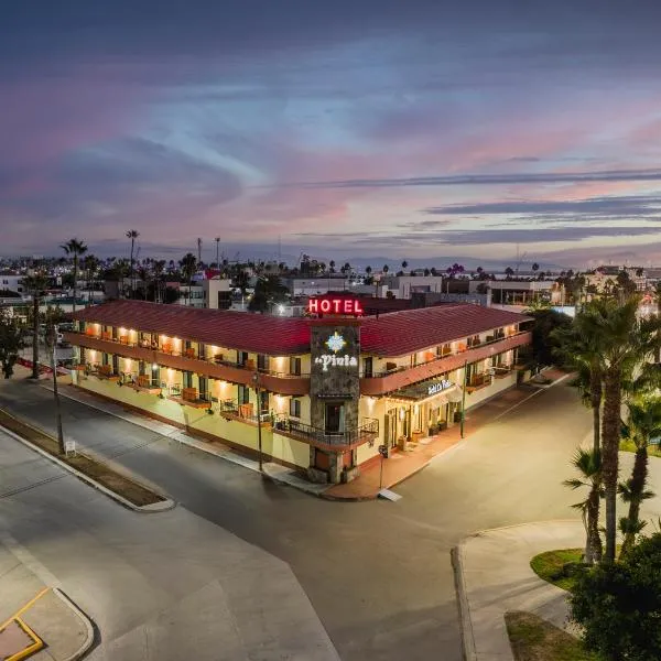 La Pinta Hotel，位于恩塞纳达港的酒店