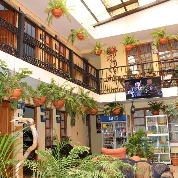 Hotel Kasa Kamelot，位于克萨尔特南戈的酒店
