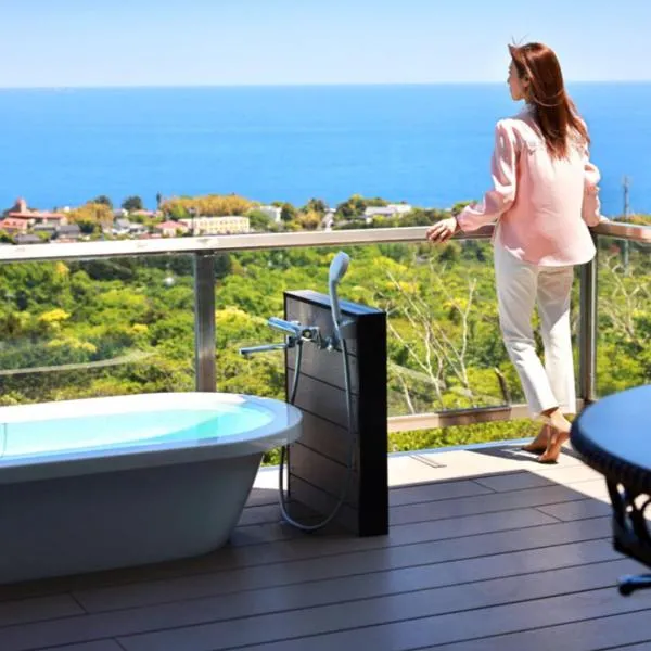 絶景パノラマ 伊豆ブルースカイ AWA Resort，位于伊东的酒店