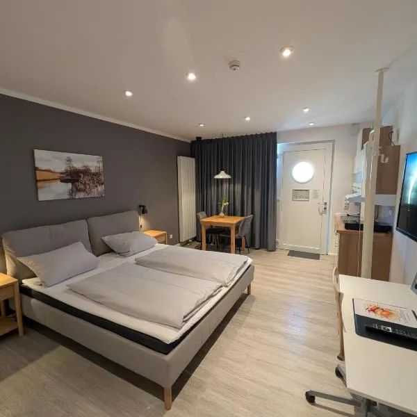 Schäfers Hotel, Self Check-in & gratis Bäckerfrühstück，位于弗希塔的酒店