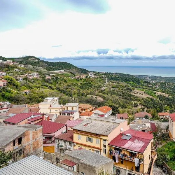 Belvedere di Ciro'，位于Cirò的酒店