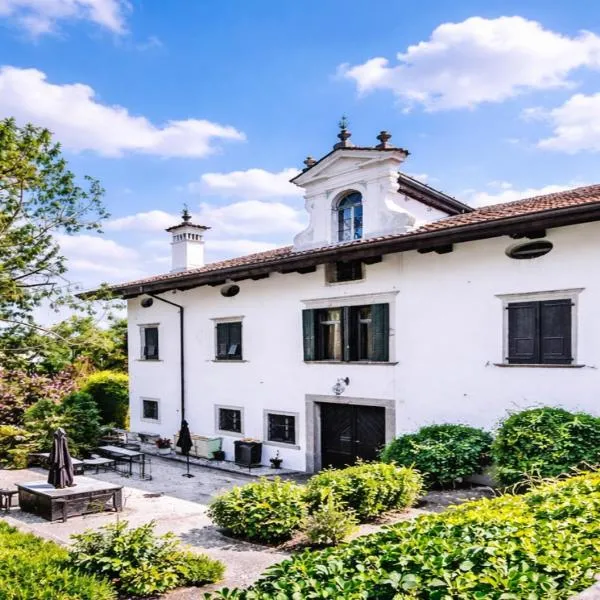 德路贝斯弗罗瑞特乡村民宿，位于Tarcento的酒店