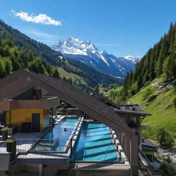 ZillergrundRock Luxury Mountain Resort，位于迈尔霍芬的酒店