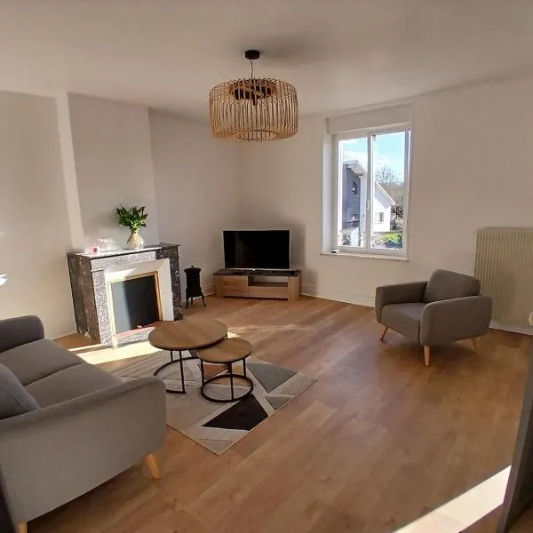 4-person apartment La Salamandre,位于Gondreville的酒店