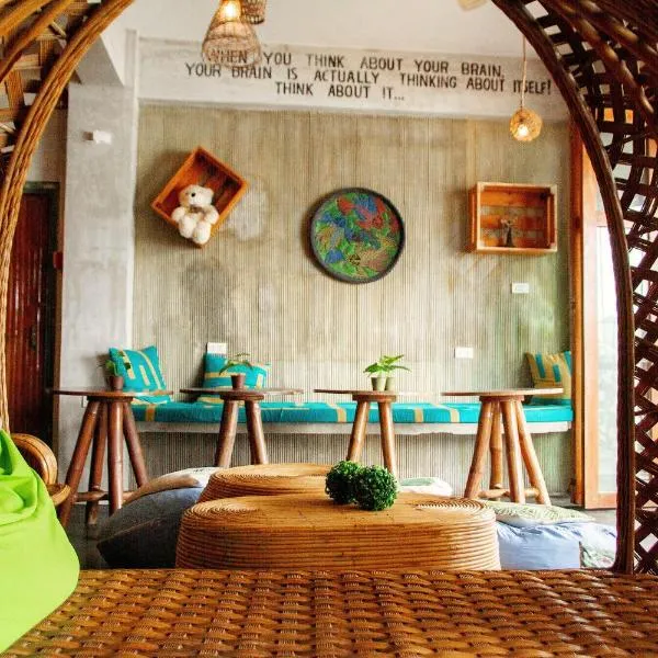 Happiness Hostel El Nido，位于爱妮岛的酒店