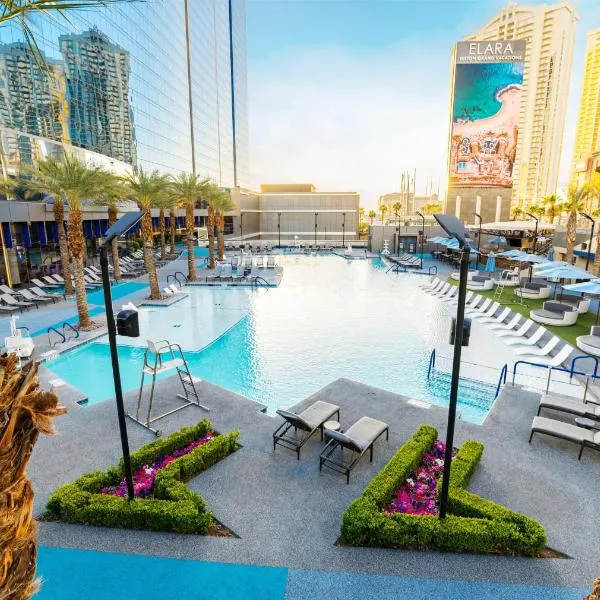 Hilton Grand Vacations Club Elara Center Strip Las Vegas，位于拉斯维加斯的酒店