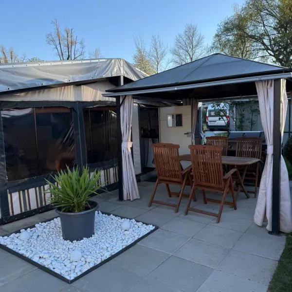 Campingwohnung am Silbersee in Freiburg，位于弗莱堡的酒店