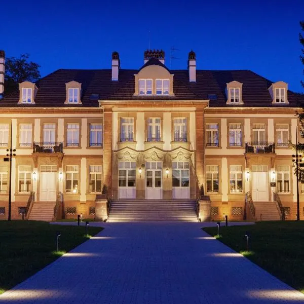 Château Hochberg Hotel & Restaurant by Lalique，位于Wingen-sur-Moder的酒店