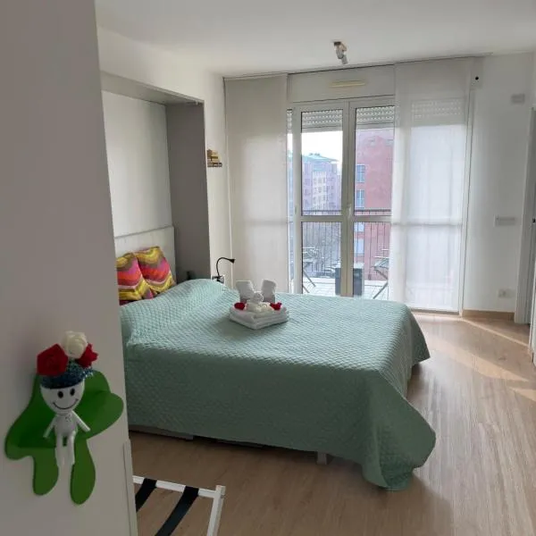 MarteNik Apartment, vicino San Raffaele e Milano，位于维莫德罗内的酒店