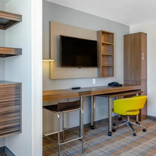 MainStay Suites Great Falls Airport，位于大瀑布城的酒店