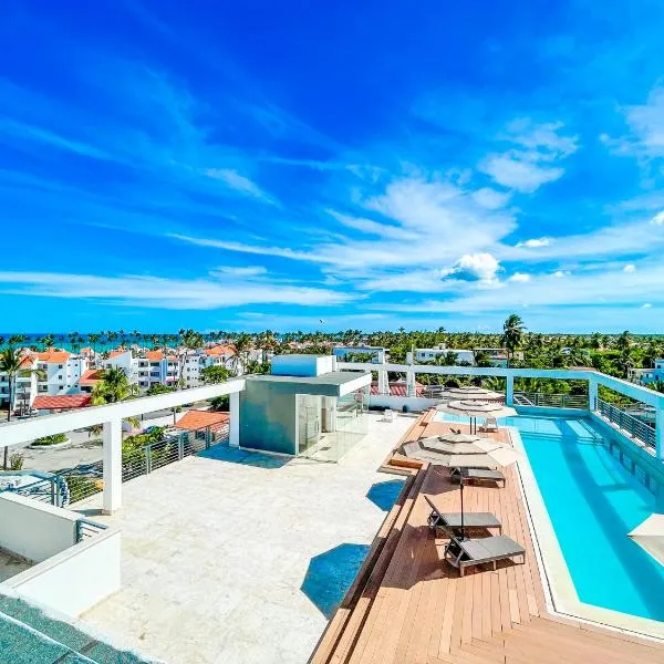 CARIBBEAN DUCASSI Tropicana HOTEL Rooftop POOL BEACH CLUB & SPA，位于蓬塔卡纳的酒店