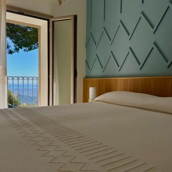 Tarsis Guest House，位于包内伊的酒店