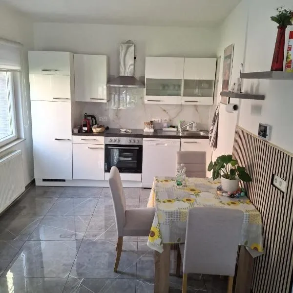Ferienwohnung in Bönnigheim , freistehendes Haus，位于Bönnigheim的酒店