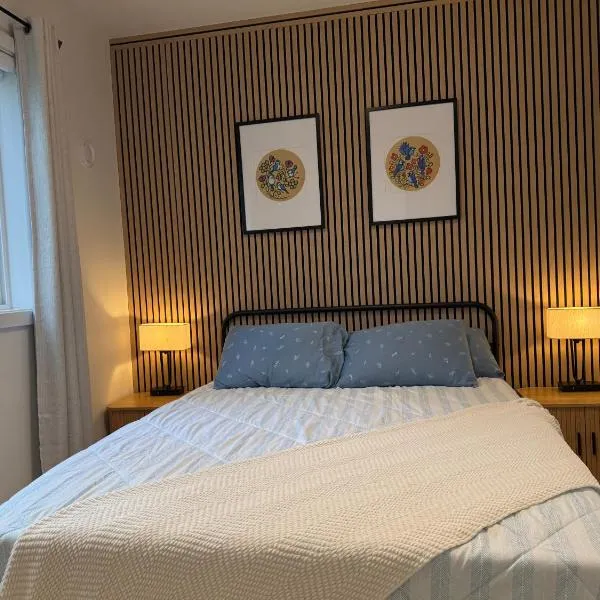 Cozy Modern 1BR Suite, Workspace, Laundry & Coffee，位于朗福德的酒店