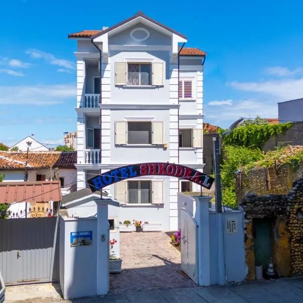 Hotel Shkodra L，位于斯库台的酒店
