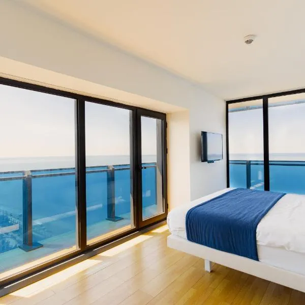 Guest Favorite Sea View Apartments，位于巴统的酒店