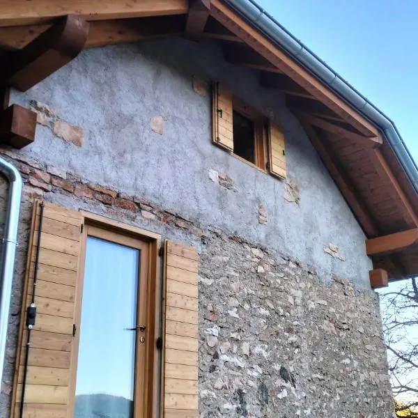Maso Re di Quaglia，位于卡斯泰洛泰西诺的酒店
