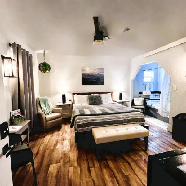 Eagle’s Landing Lodge，位于卡斯特的酒店
