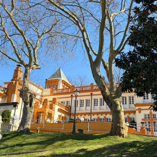 Hotel Palacio de las Nieves，位于兰格雷奥的酒店
