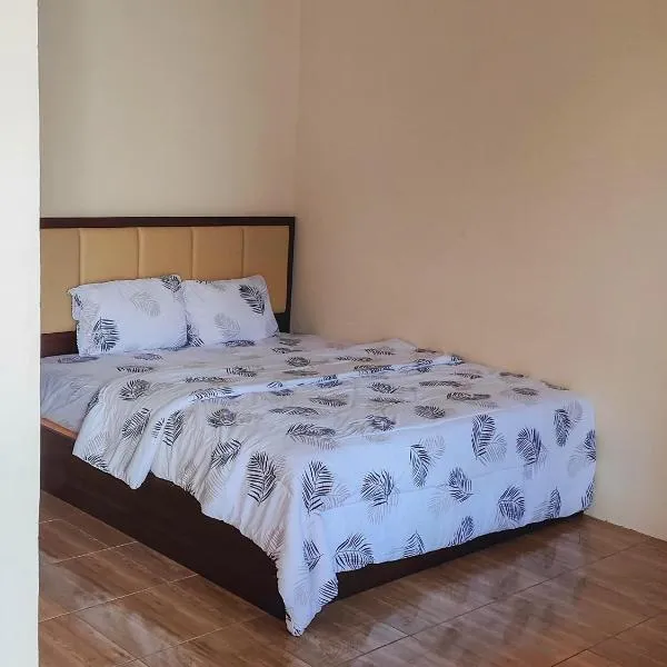 New Era Family Homestay Binjai Mitra RedDoorz，位于Binjai的酒店