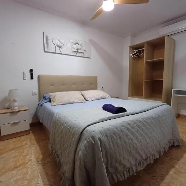 PARRA HOME y Garaje, Algemesi Home，位于Algemesí的酒店