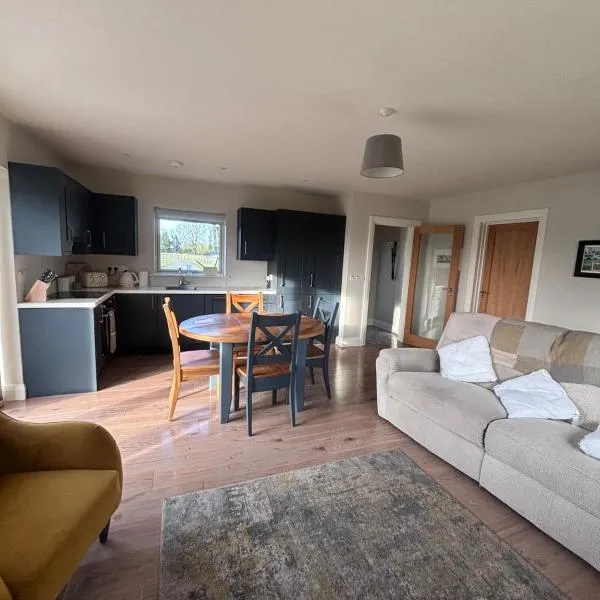 Moate View Lodge，位于Ballymore Eustace的酒店