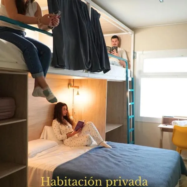 Lemon Hostel Altea habitaciones privadas y compartidas，位于阿尔啼的酒店