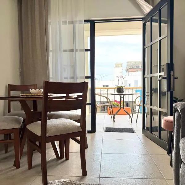Casa DOS21 Boutique Apartments Playa Sur，位于马萨特兰的酒店