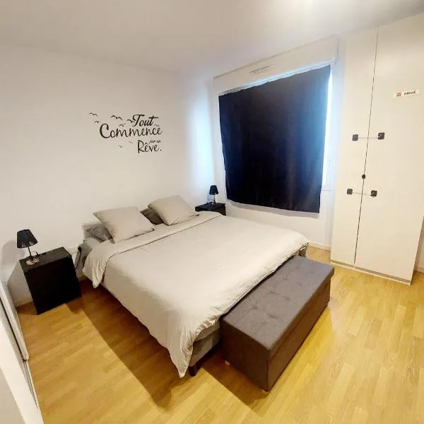 Cosy Home 4 - Spacieux studio avec parking - 30 min Paris,位于塞尔吉的酒店