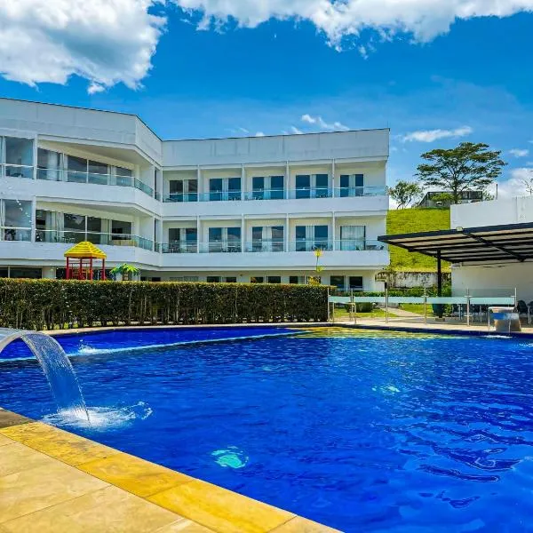 Hotel Palmeras De Luz，位于莫尼基拉的酒店