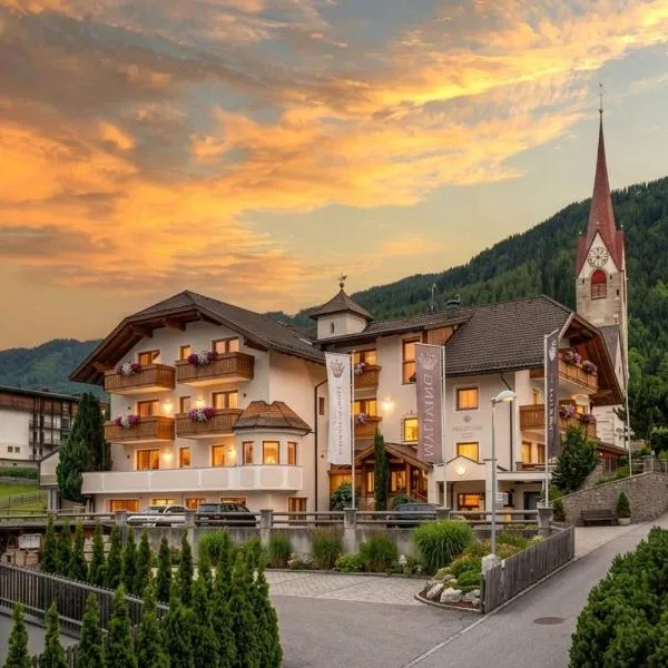 MyLiving - Hotel B&B by Majestic Resorts Dolomites，位于圣洛伦佐-迪塞巴托的酒店