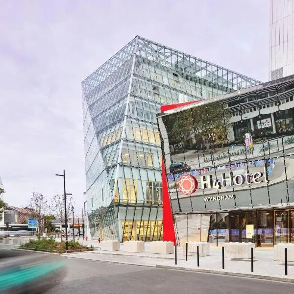 H4 Wyndham Paris Pleyel，位于圣但尼的酒店