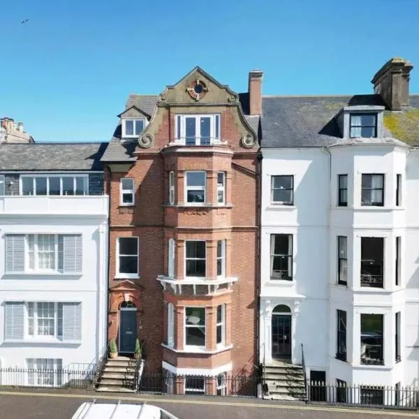 Stylish Garden Apartment Central Exmouth Sleeps 3，位于埃克斯茅斯的酒店