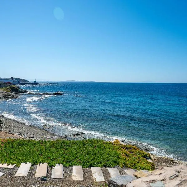 Spitali sea view apartment in town of Tinos，位于Vrachonisída Chántra的酒店