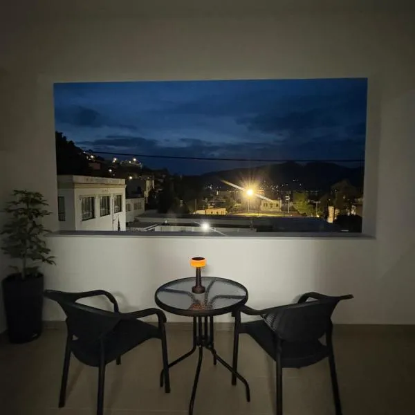 Castle & Sea, Platanos Retreat，位于阿齐亚马利那的酒店