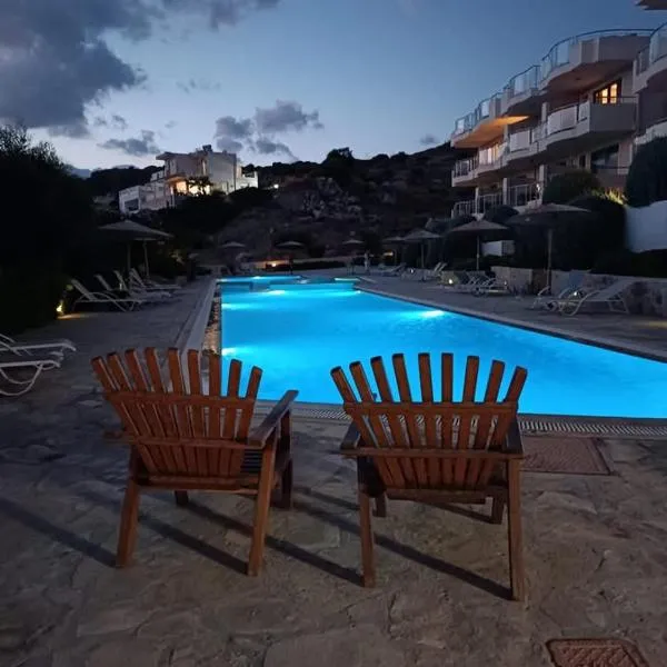 Yamas cosy apartment in Lagada Bay，位于马克里亚罗斯的酒店