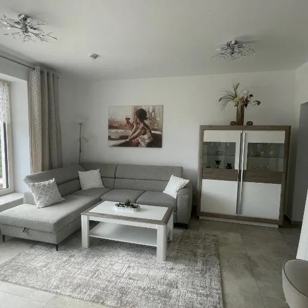 Ferienwohnung Sonnenhöhe，位于格赖茨的酒店