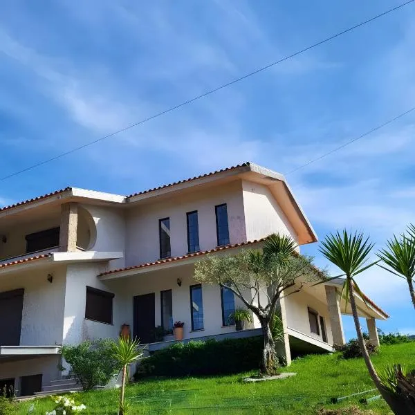 Casa De Santo Amaro，位于Carrazedo的酒店