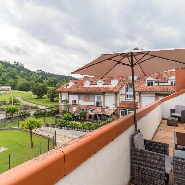 Fabuloso apartamento con piscina，位于Vargas的酒店