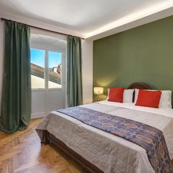 I Portici Holiday Home,位于卡伊罗蒙泰诺泰的酒店