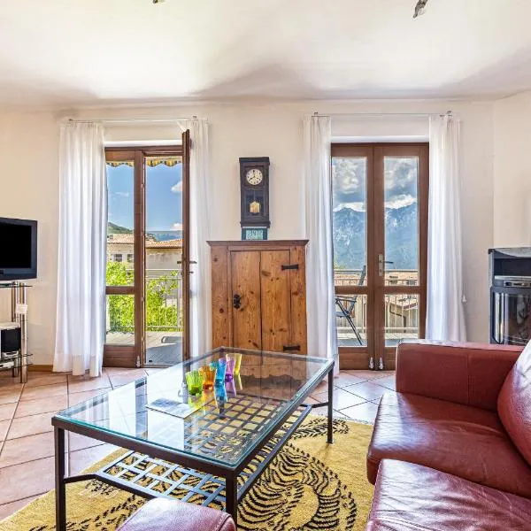 Appartment Capri，位于提尼亚类的酒店