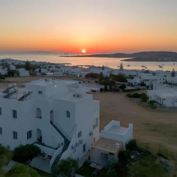 Crystal Dream Paros，位于帕罗斯岛的酒店