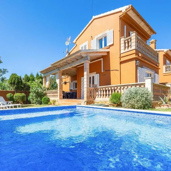 Villa Amelia cerca de cala Pi，位于柳奇马约尔的酒店