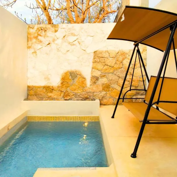 Casa Colibri Central Villa with Private Pool and Tub Merida，位于梅里达的酒店