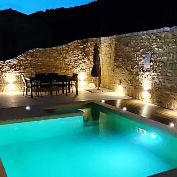 Villa Chia Dream - Blue Retreat，位于奇亚的酒店