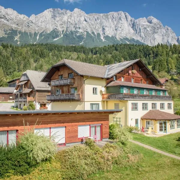 MAYER - Wirtshaus und Dorfhotel，位于Gatschberg的酒店