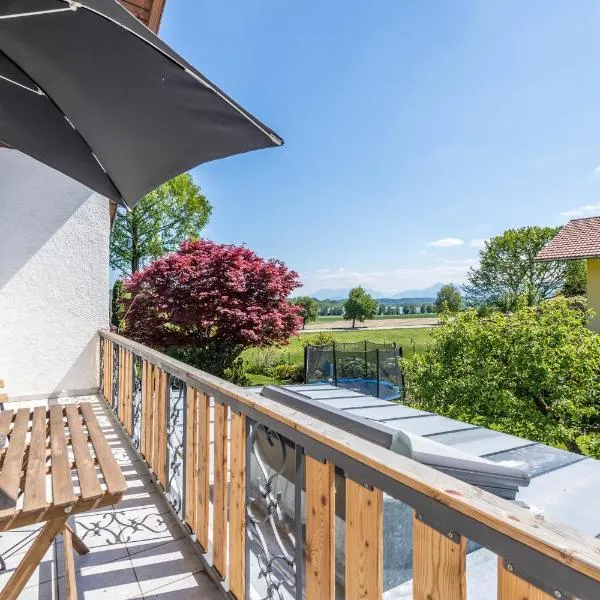 Ferienwohnung Selina，位于Taching am See的酒店