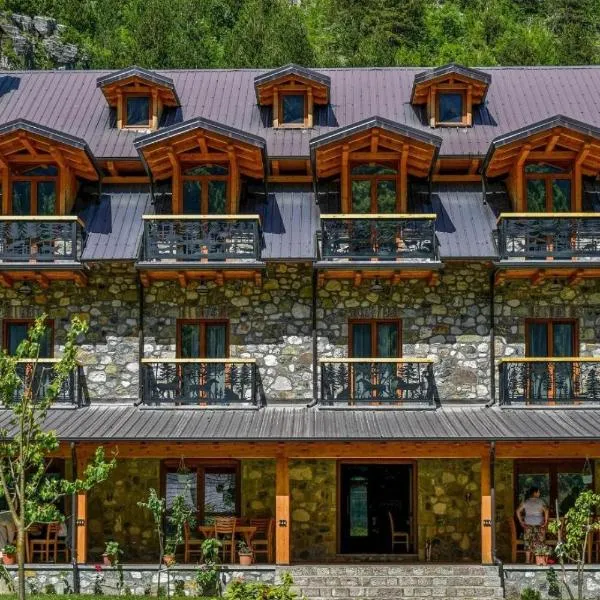 Golden Villa，位于泰斯的酒店