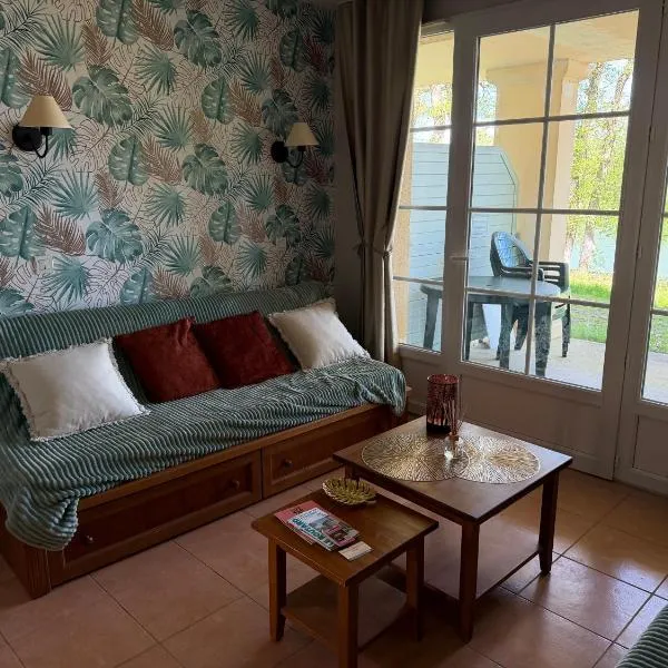 Lake view Appartment，位于蒙夫朗屈安的酒店