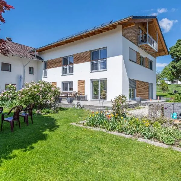 Ferienwohnung Rudi，位于Taching am See的酒店